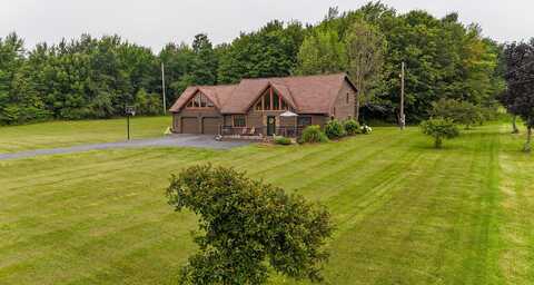 7368 Star Road, Ellenburg Depot, NY 12935