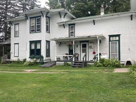 20 Mill Street, North Bangor, NY 12966