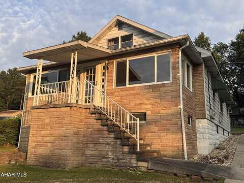 1601 Cemetary Road, Portage, PA 15946