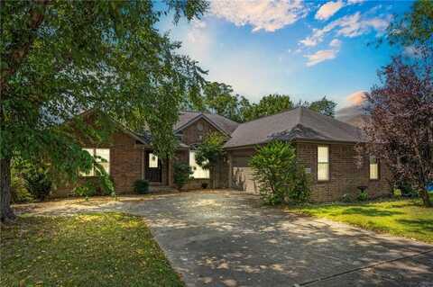2703 SW 8th ST, Bentonville, AR 72712