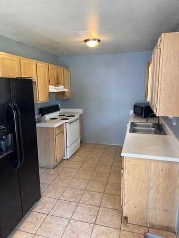 193 Wade LN, Pea Ridge, AR 72751