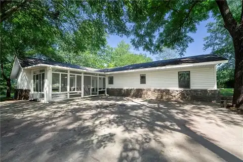 843 Bowen BLVD, Fayetteville, AR 72703