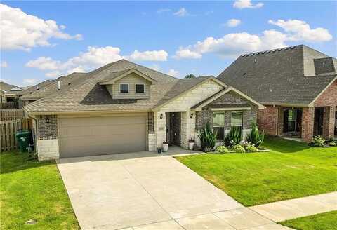 2121 Periwinkle PL, Centerton, AR 72719