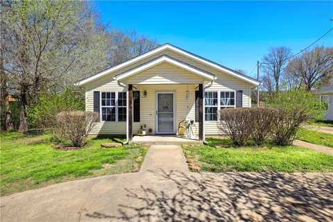 222 E 13th ST, Fayetteville, AR 72701