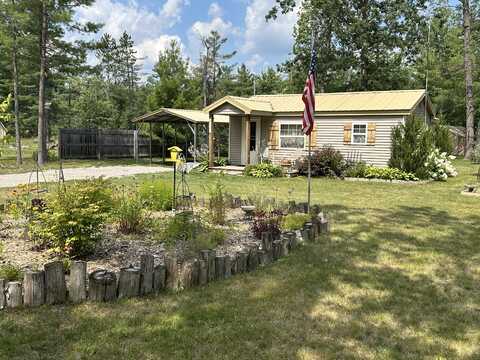 2606 County Road 612, Lewiston, MI 49756
