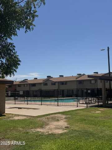 6765 N 44TH Avenue, Glendale, AZ 85301