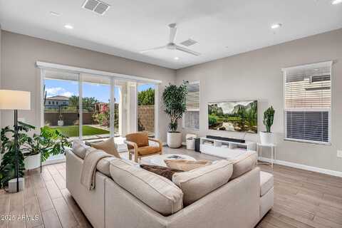 21844 N 61ST Way, Phoenix, AZ 85054
