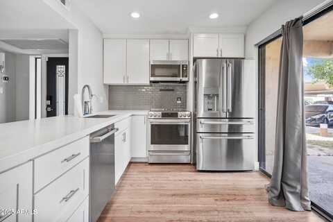 9340 N 92ND Street, Scottsdale, AZ 85258