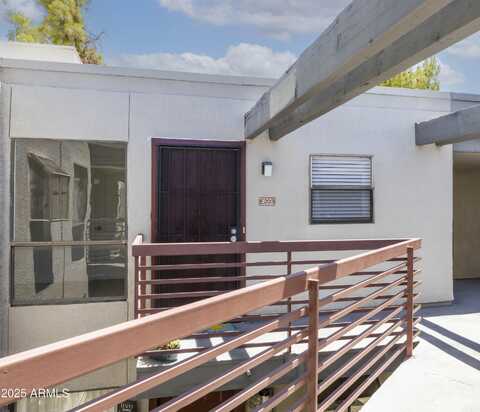 3330 W DANBURY Drive, Phoenix, AZ 85053