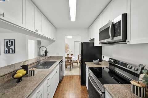 1085 Murrieta Blvd, Livermore, CA 94550