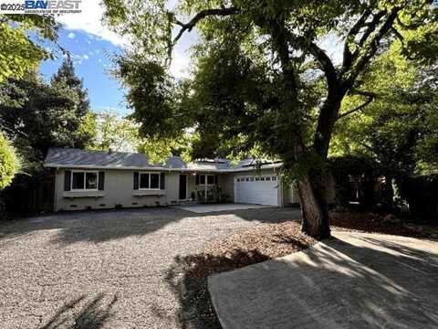 55 Normandy Ln, Walnut Creek, CA 94598