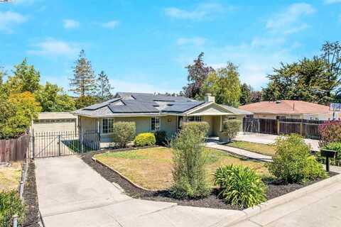 17526 Parker Rd, Castro Valley, CA 94546