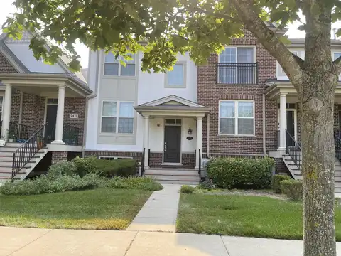 2475 WATERBURY Lane, Buffalo Grove, IL 60089