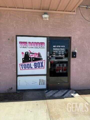 3808 Niles Street, Bakersfield, CA 93306
