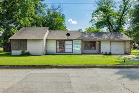 1102 Post Oak Street, Hearne, TX 77859