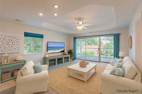 188 Charleston Drive unit: 2A, Four Seasons, MO 65049