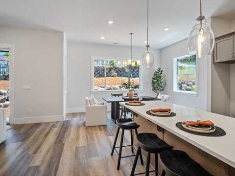 13906 SW 165TH AVE, Tigard, OR 97223