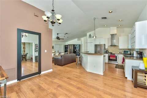 256 Johnnycake, NAPLES, FL 34110