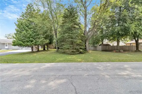 Freemont Avenue, Cheektowaga, NY 14043