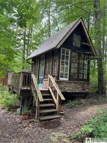 4442 Parker Road, Westfield, NY 14787