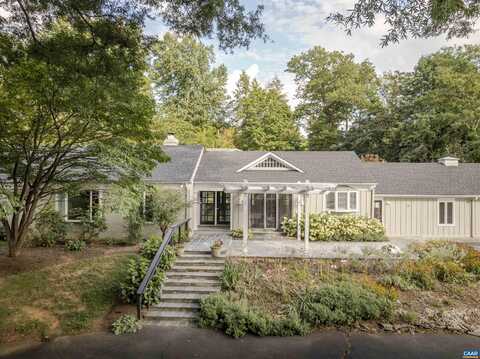 33 CANTERBURY RD, CHARLOTTESVILLE, VA 22901