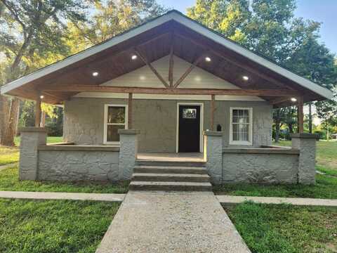 200 Cool Mist Lane, Batesville, AR 72501