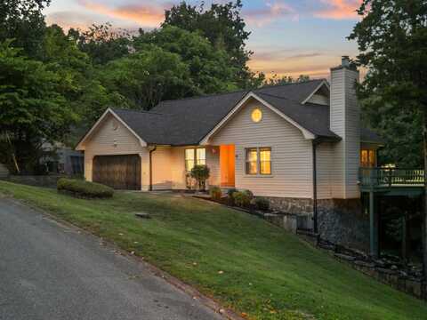 6400 Ridge Lake Road, Hixson, TN 37343
