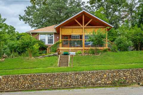 1215 Mercer Street, Lupton City, TN 37351