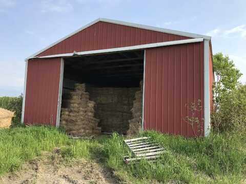 E 7 MILE RD, Muir, MI 49783