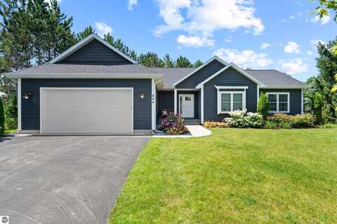 624 VILLAGE COURT, TRAVERSE CITY, MI 49685