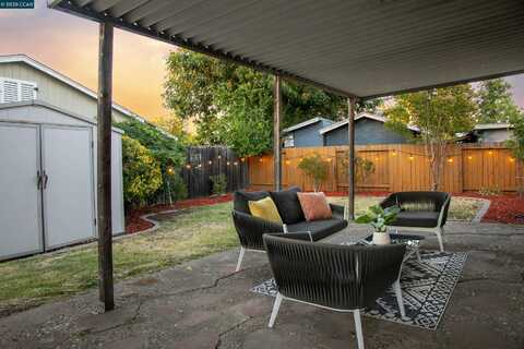 2057 Highland Drive, Concord, CA 94520