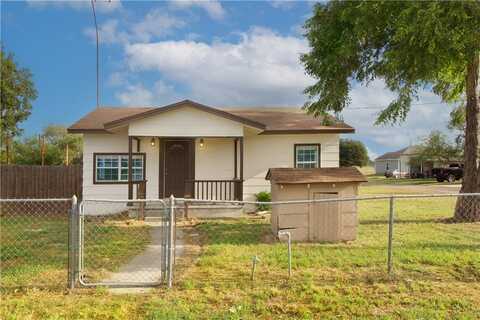 504 W Corpus Christi Street, Skidmore, TX 78389