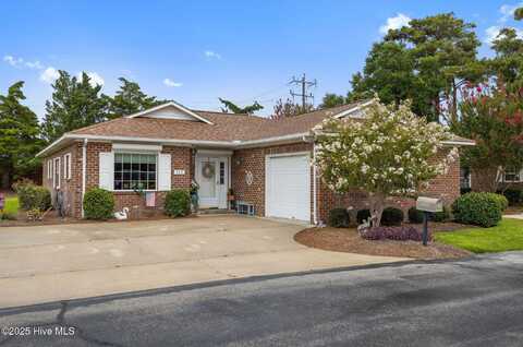 112 Bay Club Circle, Morehead City, NC 28557