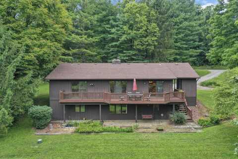 8615 Benson Road NW, Carroll, OH 43112