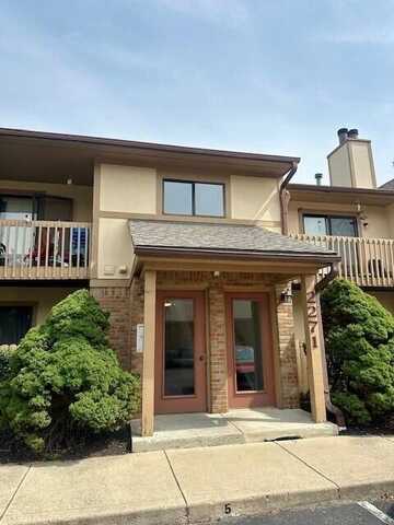 2271 Hedgerow Road, Columbus, OH 43220