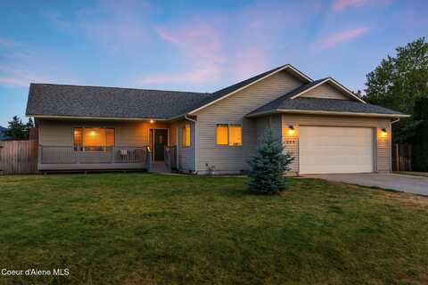 208 Brittany Loop, Sandpoint, ID 83864