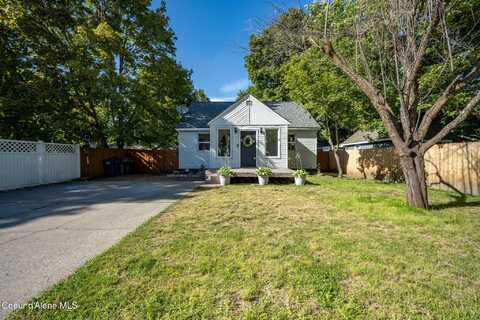 317 W DAVIDSON AVE, Coeur D Alene, ID 83814