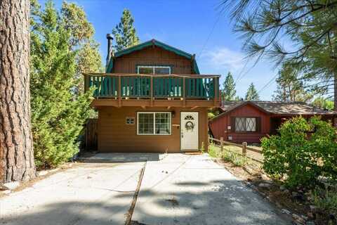 424 Elysian Boulevard, Big Bear City, CA 92314