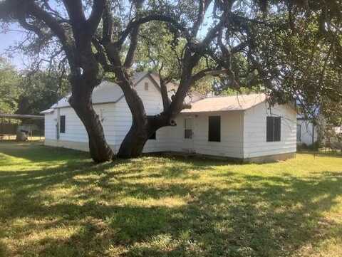 105 Avenue A, Mason, TX 76856