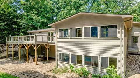 9480 Stoops Road, Dillsboro, IN 47018