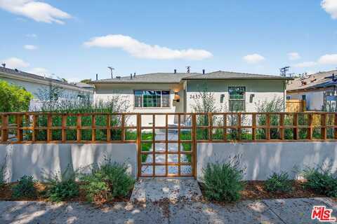 2453 Oak St, Santa Monica, CA 90405