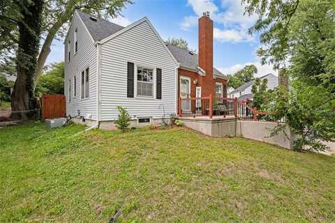 205 21st Street NE, Cedar Rapids, IA 52402