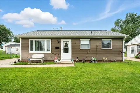 1018 17th Street SW, Cedar Rapids, IA 52404