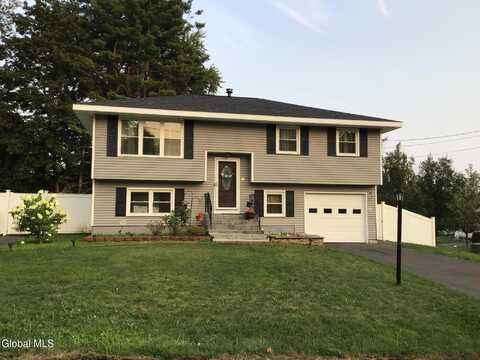46 College View Drive, Loudonville, NY 12211
