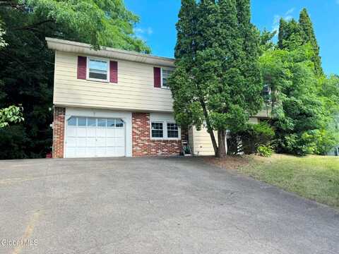 7 Haley Lane, Troy, NY 12182