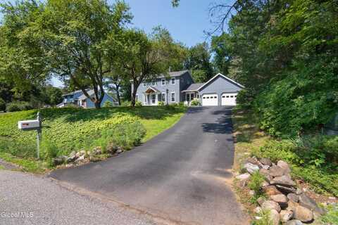 7 Northwood Drive, Malta, NY 12020