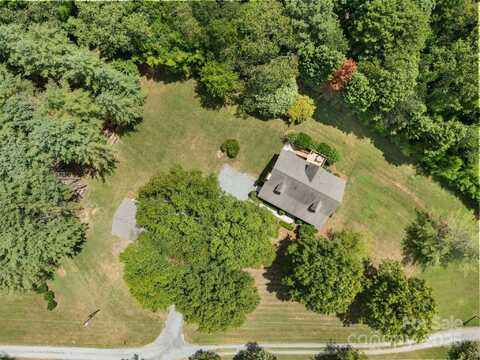 189 Fea Lane, Iron Station, NC 28080