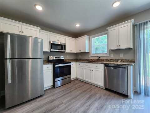 2210 Brookview Avenue, Kannapolis, NC 28081