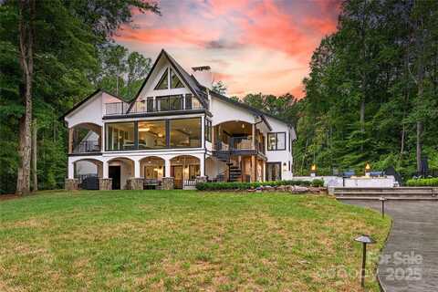 7508 Bankhead Road, Denver, NC 28037