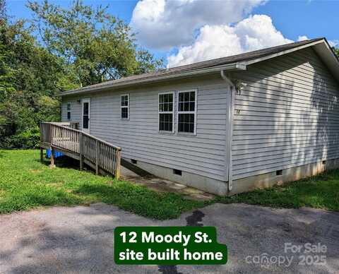 12 Moody Street, Asheville, NC 28806